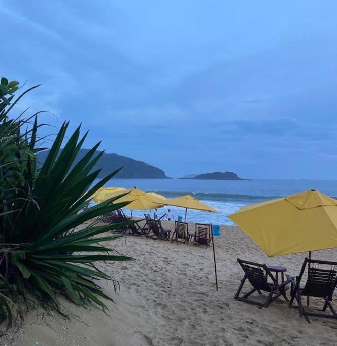 Casa Amarela Prumirim Ubatuba Exterior foto
